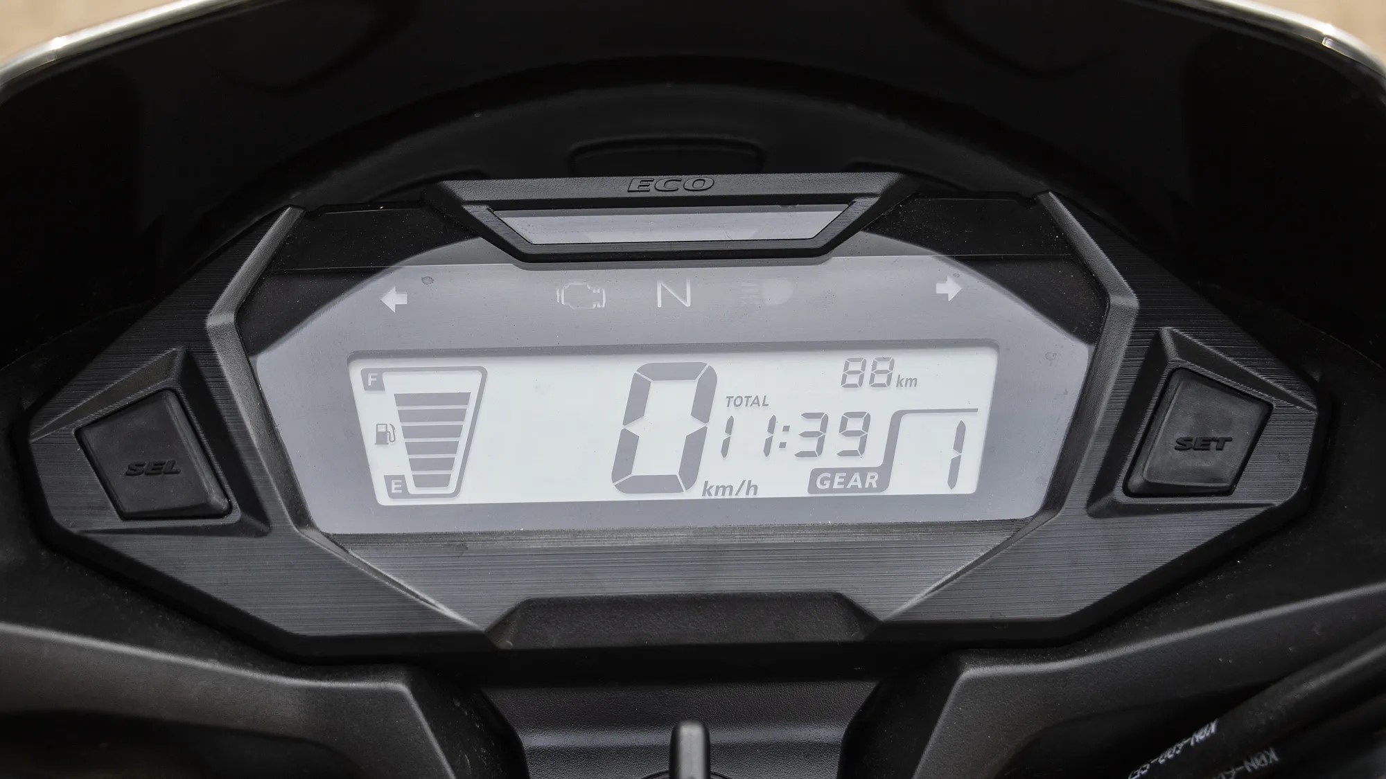 TFT / Instrument Cluster