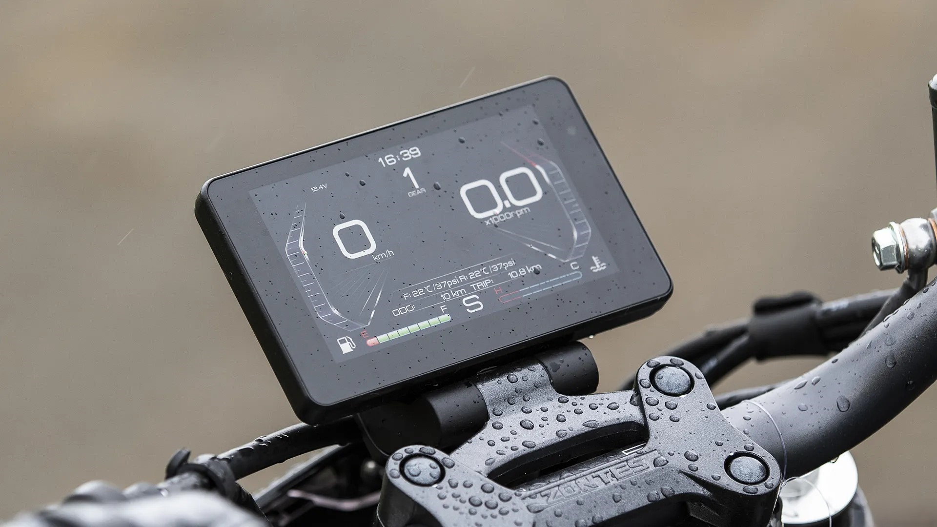 TFT / Instrument Cluster