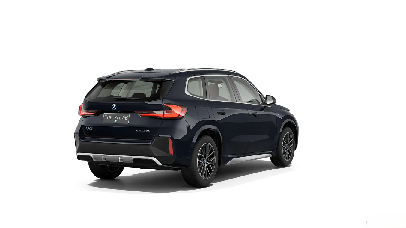 Right Rear Three Quarter