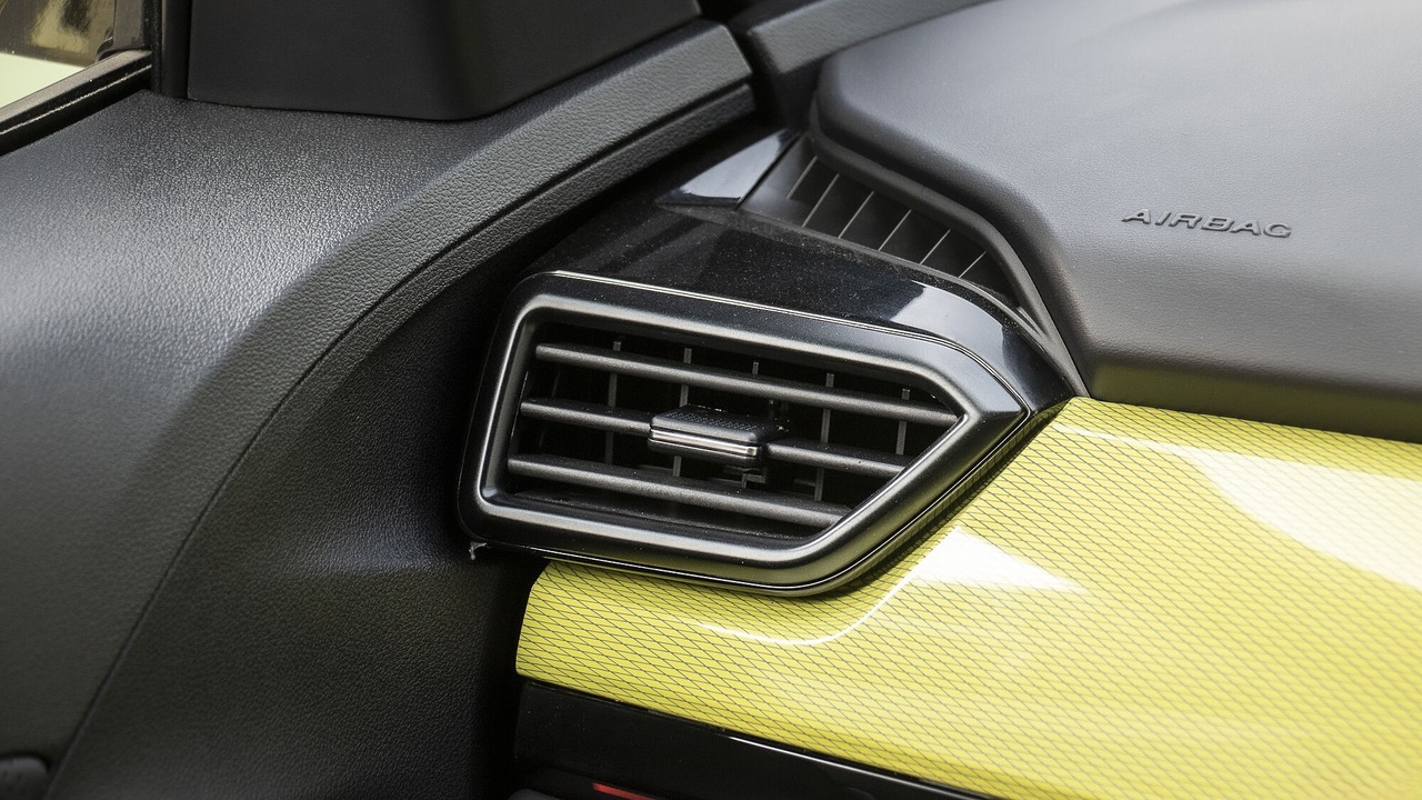 Front Passenger Airvent